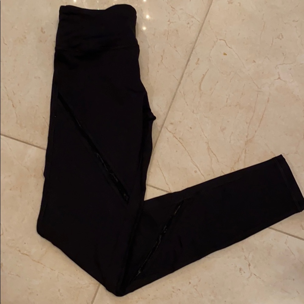 black leggings with mesh zig zags